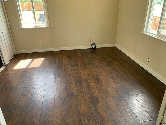 5th image of 9380 Thermal St