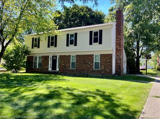 5720 Beauchamp, West Bloomfield, MI