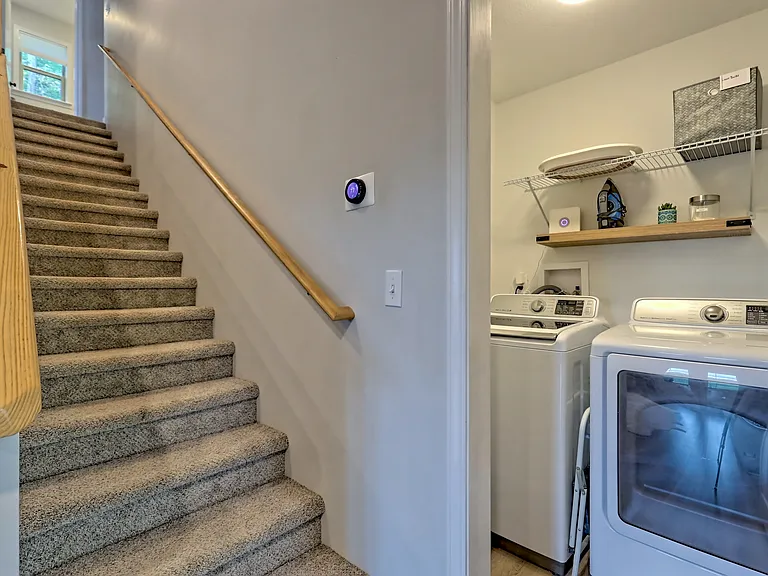 112 John English Dr — Photo 29