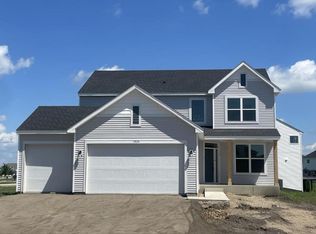 1935 Fulton Rd, Carver, MN 55315