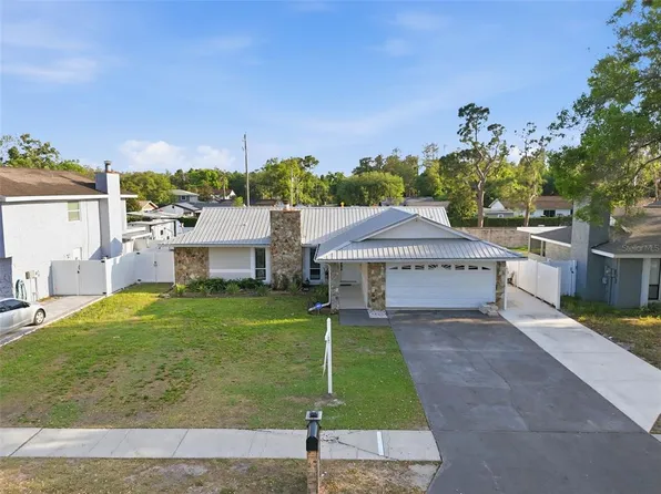 5520 Fulmar Dr, Tampa, FL 33625