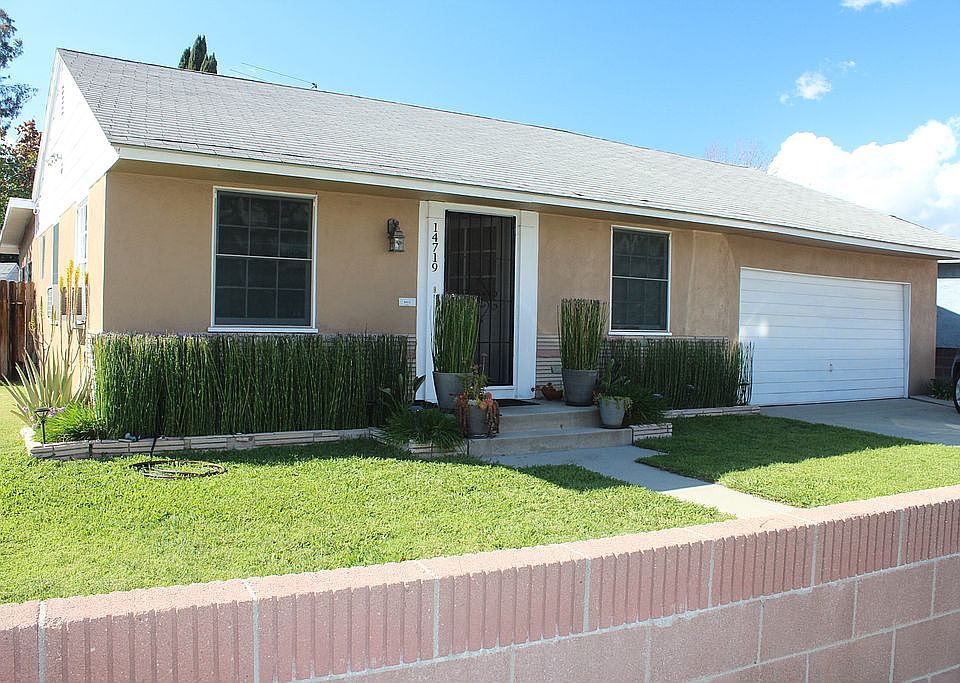 1st image of 14719 Disney Ave