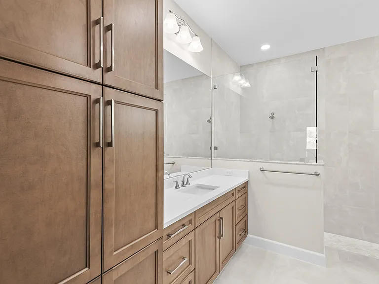 14823 Wildwood Cir — Photo 41