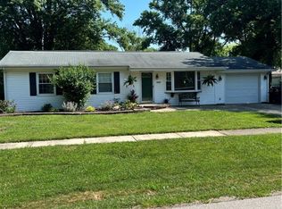 1021 W Hayes Ave, Charleston, IL 61920