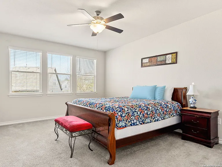 5603 Chestnut Xing — Photo 28