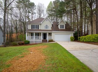 3396 Woodlaurel Dr, Snellville, GA