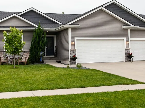 4940 Bulldog Ave, Van Meter, IA 50261
