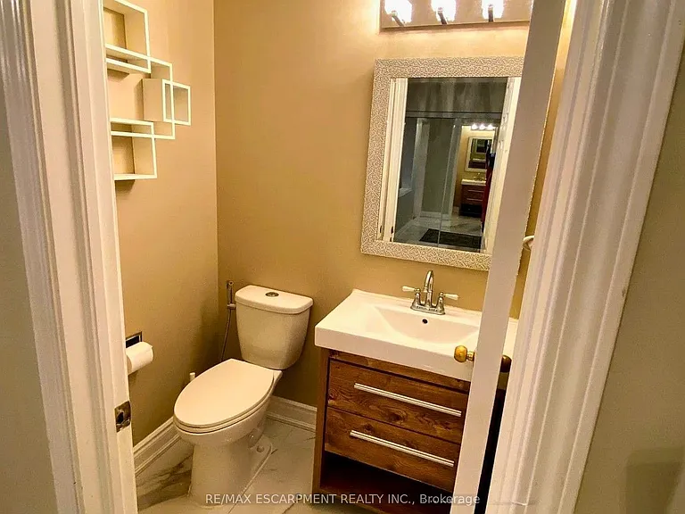 3824 Milkwood Cres — Photo 3