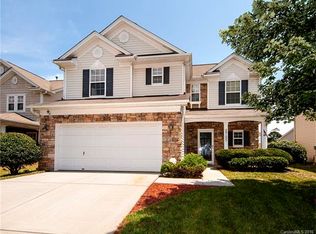 2725 Markham Woods Ct, Charlotte, NC 28214