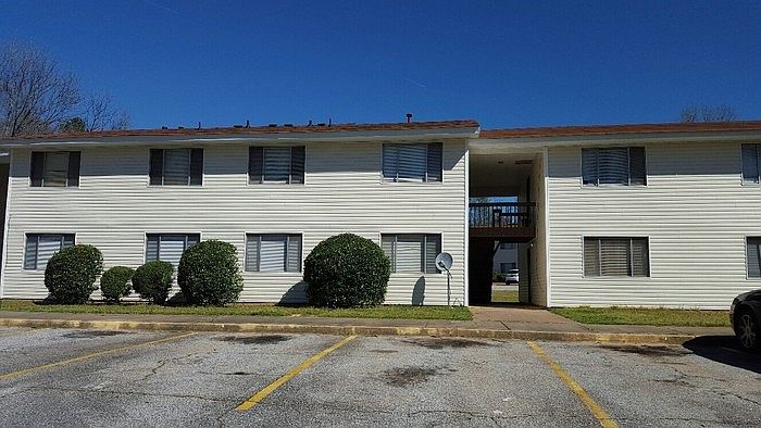 1st image of 100 Eastland Dr APT D22