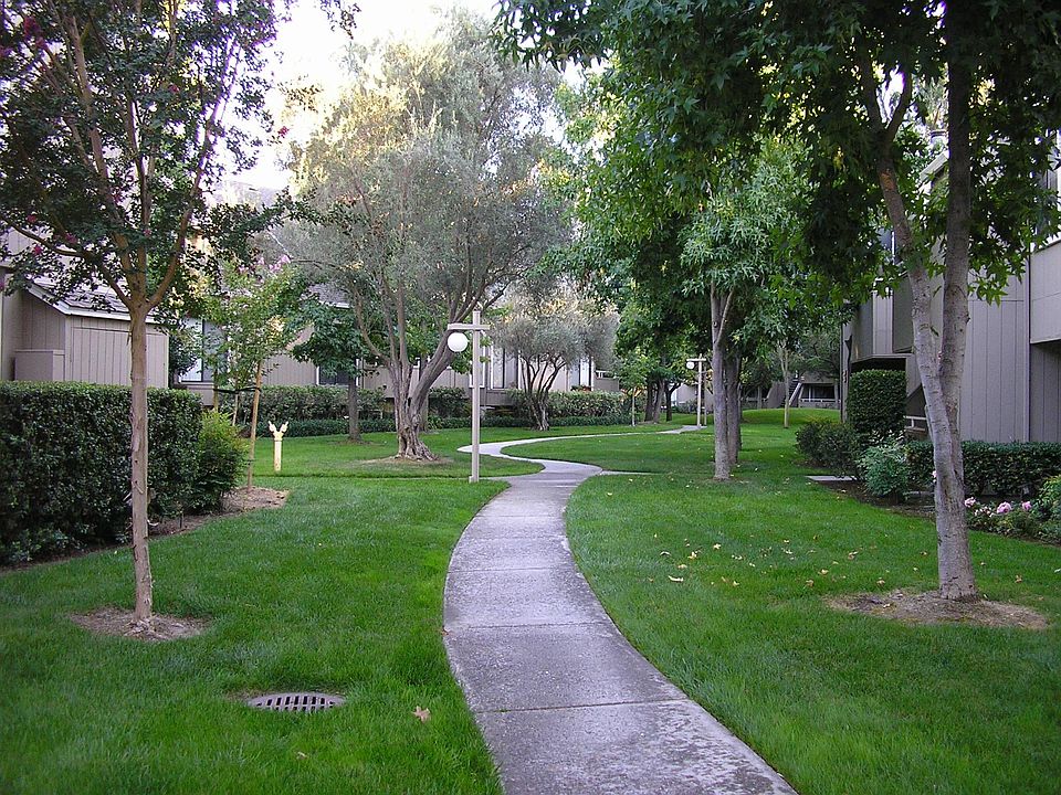 View in front of the unit
