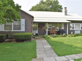 704 Park Ave, Mount Pleasant, PA