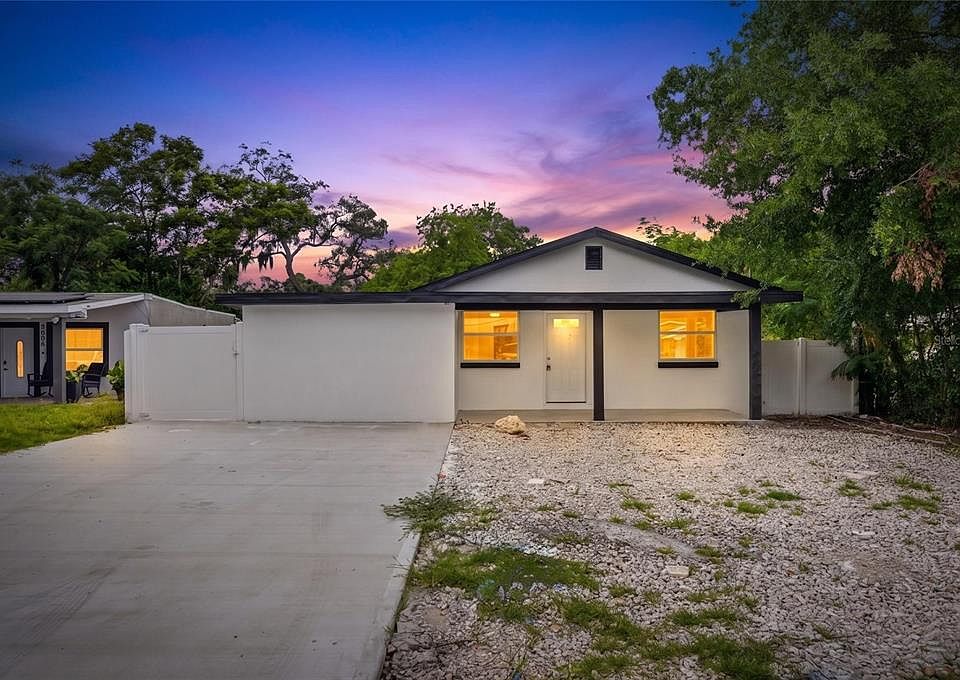 1st image of 9608 N Aster Ave