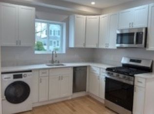 315 Albion St #1, Wakefield, MA 01880