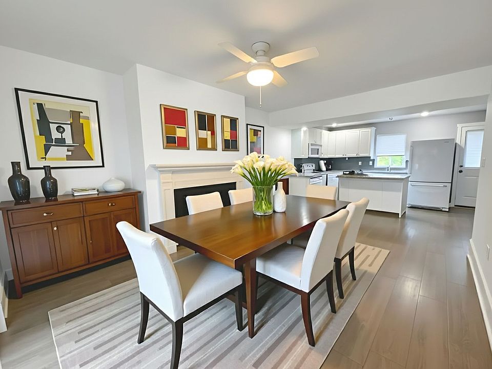 1st image of 373 Stonehedge Ln