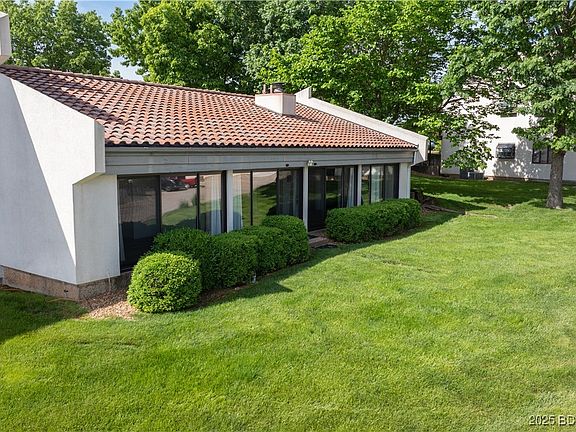 5th image of 19 Casa Blanca Ct #219