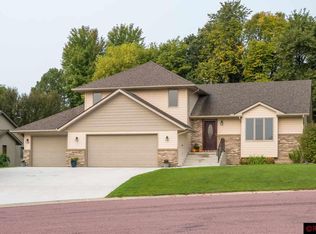 120 Victoria Blvd, Mankato, MN 56001