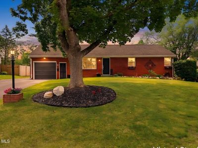 11 James Drive, Loudonville, NY, 12211