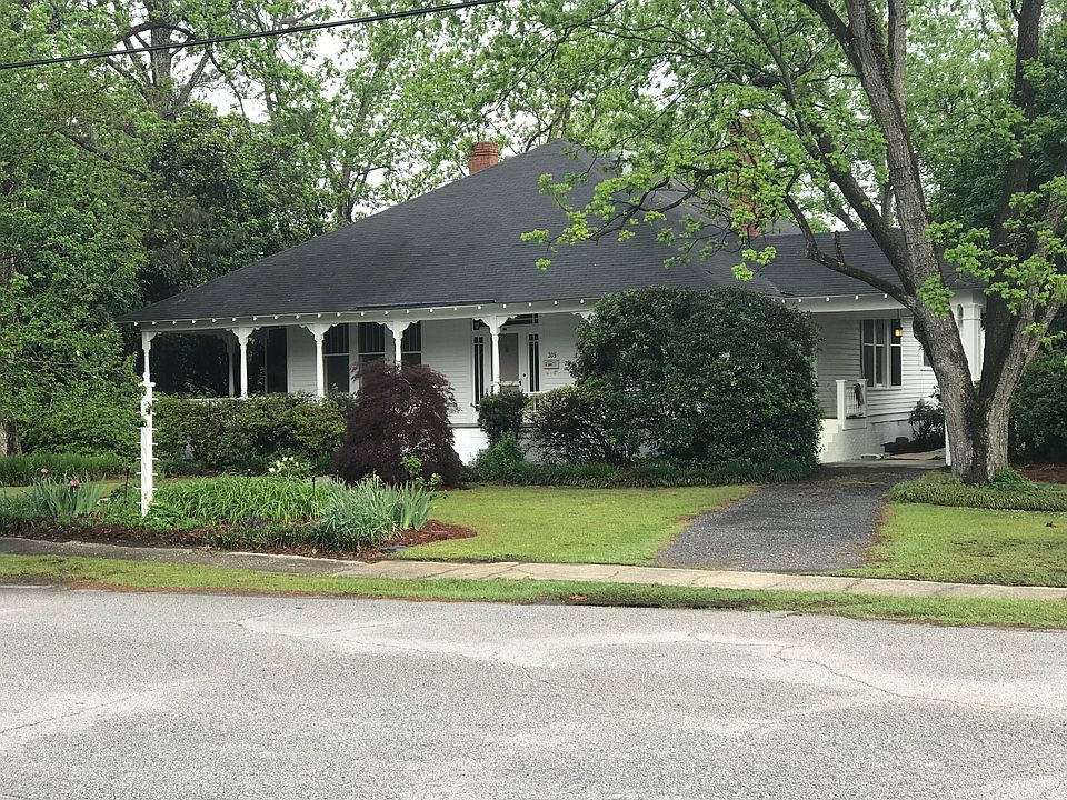 Hampton Street side