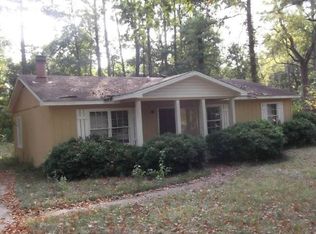 125 Quail Run Dr, Athens, GA 30606