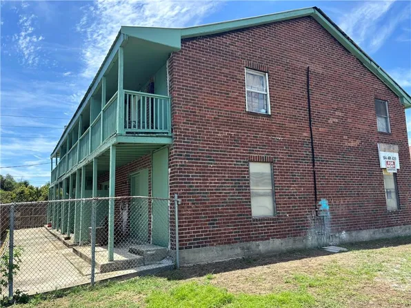 4148 Lac Bienville Dr, Harvey, LA 70058