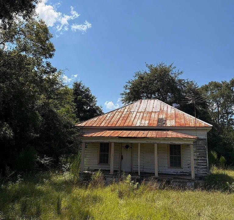 2nd image of 14666 Low Country Hwy
