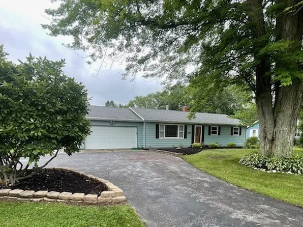 2345 Antioch Rd, North Perry, OH 44081