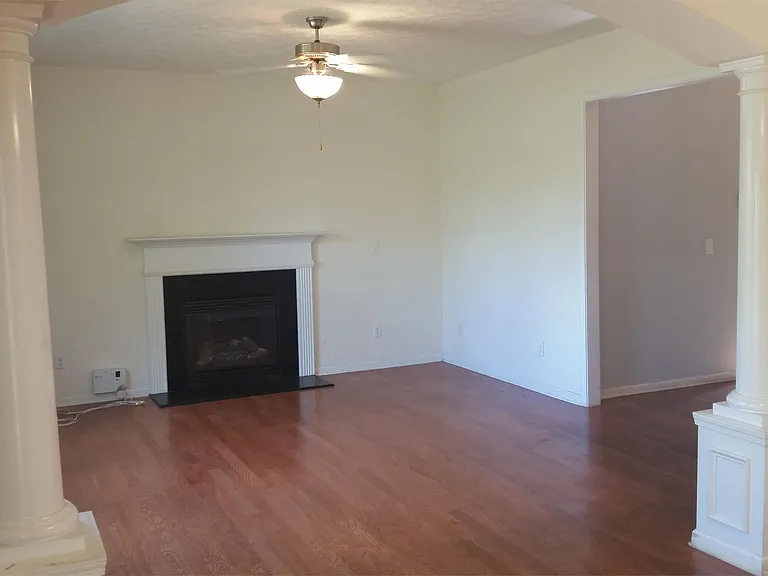 7068 Littlebrook Way — Photo 6