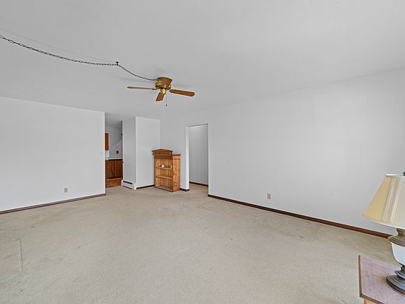 2nd image of 356 E Ann St
