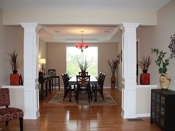 4th image of 250 Yorkshire Dr