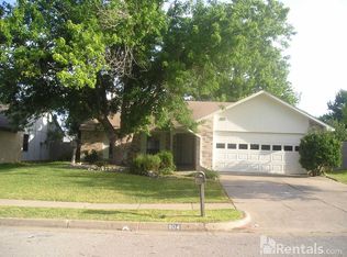 804 Edgemont Dr, Arlington, TX 76017