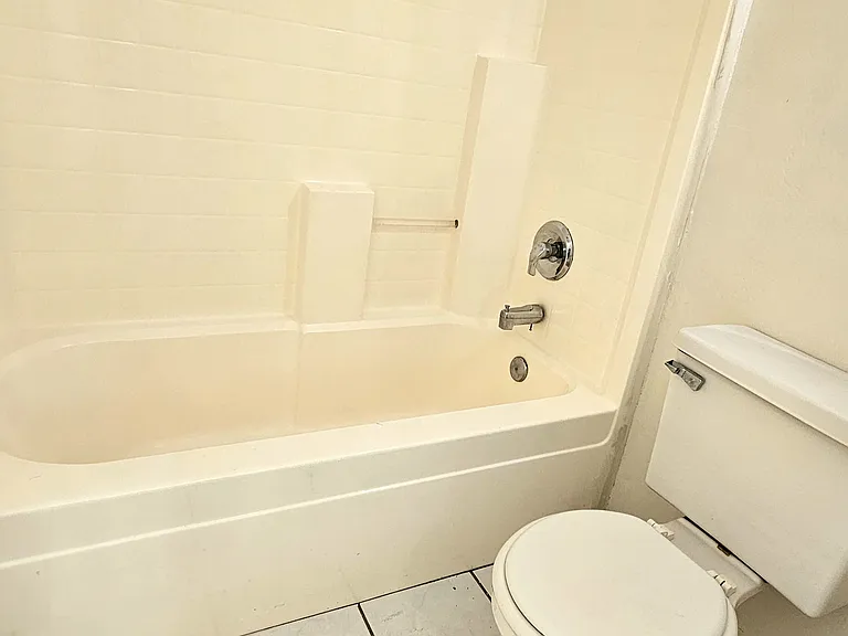 2645 N Dodge Blvd #3 — Photo 7