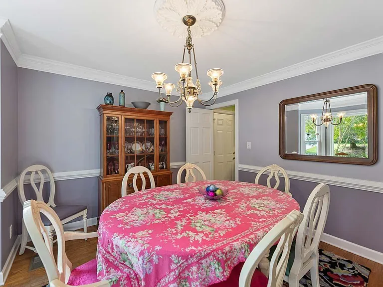 303 Cary Pines Dr — Photo 2