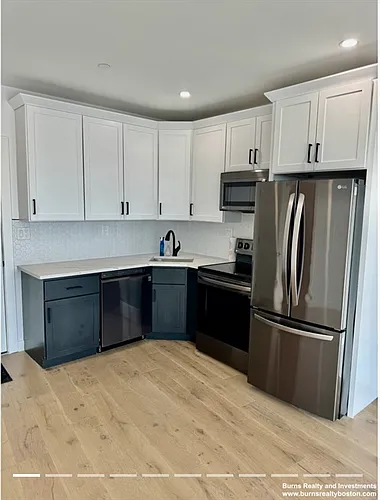 144 Old Colony Ave #405 Photo 1