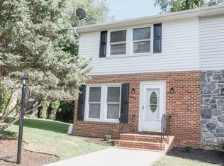 536 Westminister Ln, Salem, VA 24153