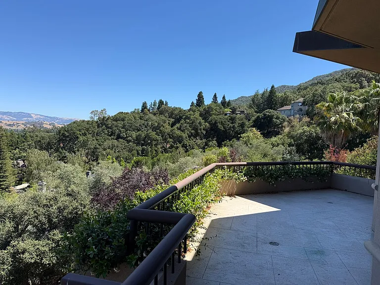 21 Deer Oaks Ct — Photo 8