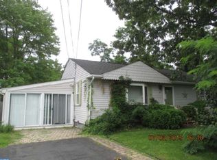 17 Rottau Ave, Pemberton, NJ 08068