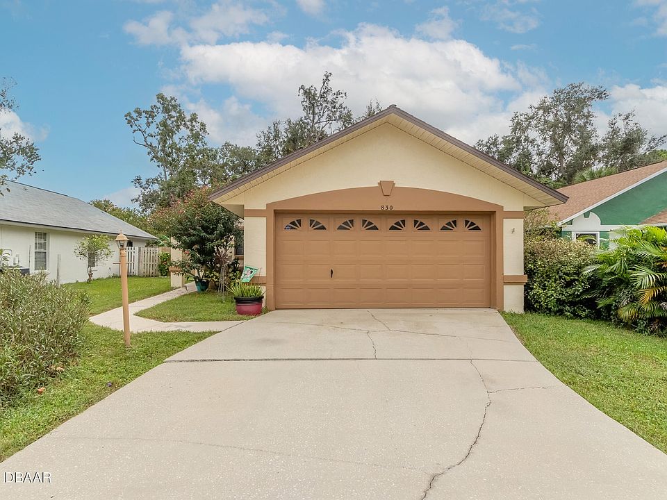 1st image of 830 Lakeland Dr