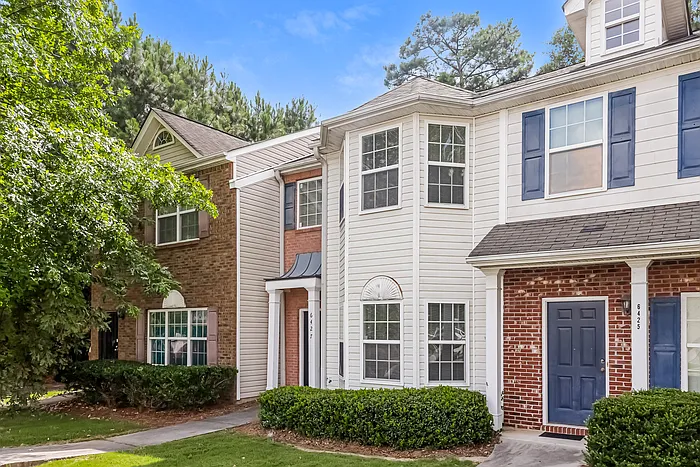 3 bed, 3.0 bath, 1466 sqft, $1,595 — Photo 4