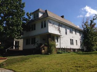 3306 E Overlook Rd, Cleveland Heights, OH 44118