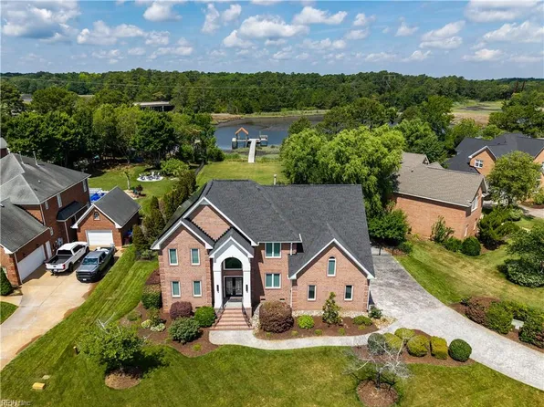 1905 Lancing Crest Ln, Chesapeake, VA 23323