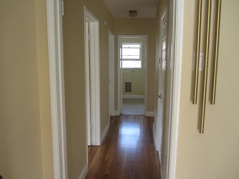 Hallway leading to Bathroom 1