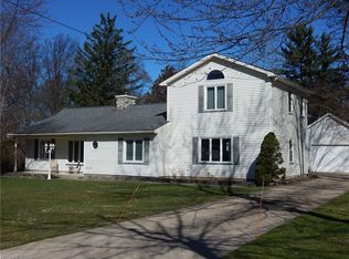 26232 Cranage Rd, Olmsted Falls, OH 44138