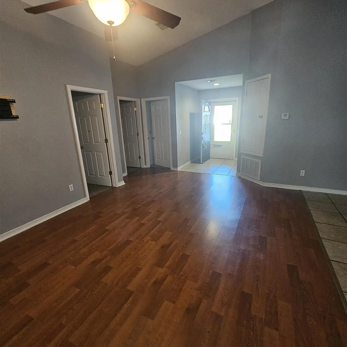 3 bed, 1362 sqft, $1,875 — Photo 4