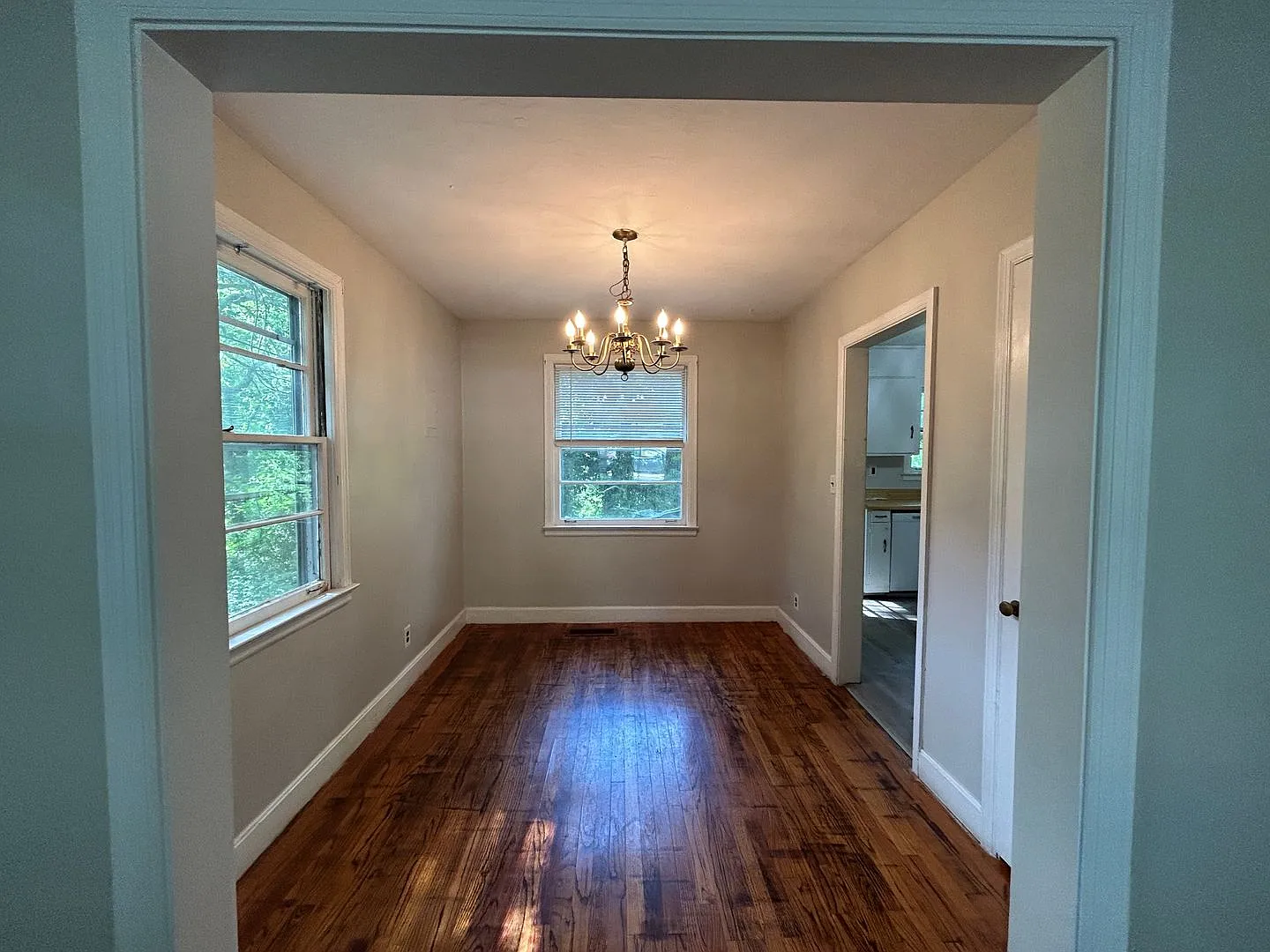 1822 Abbott Avenue — Photo 4