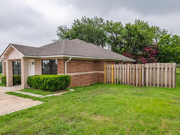5th image of 604 Glenwood Dr #604