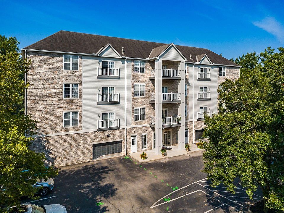 1st image of 2245 Riverside Dr #202