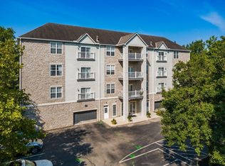 2245 Riverside Dr #202, Columbus, OH 43221