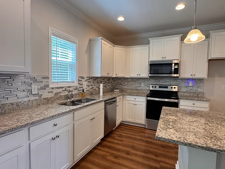 320 Alameda Ln — Photo 8