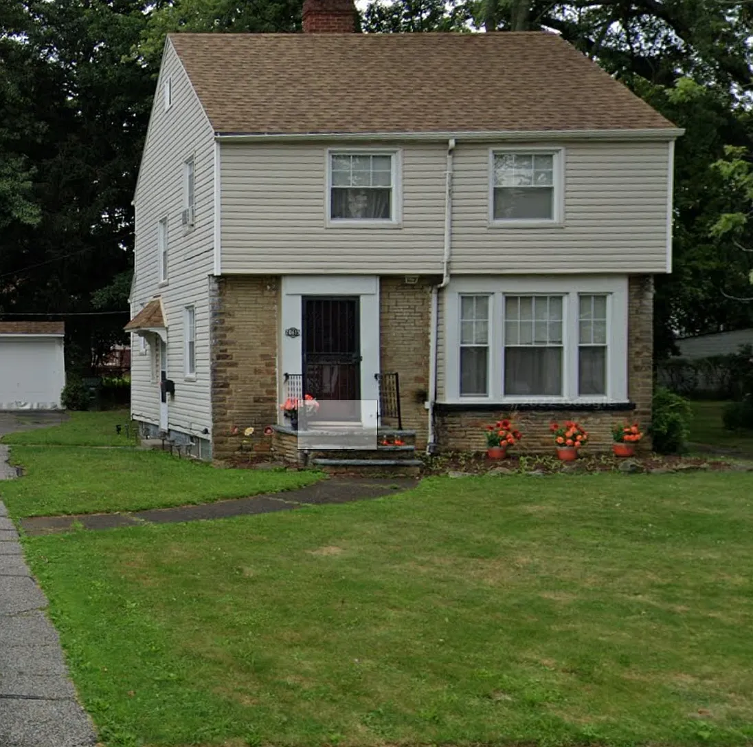 20615 Balfour Rd photo 1